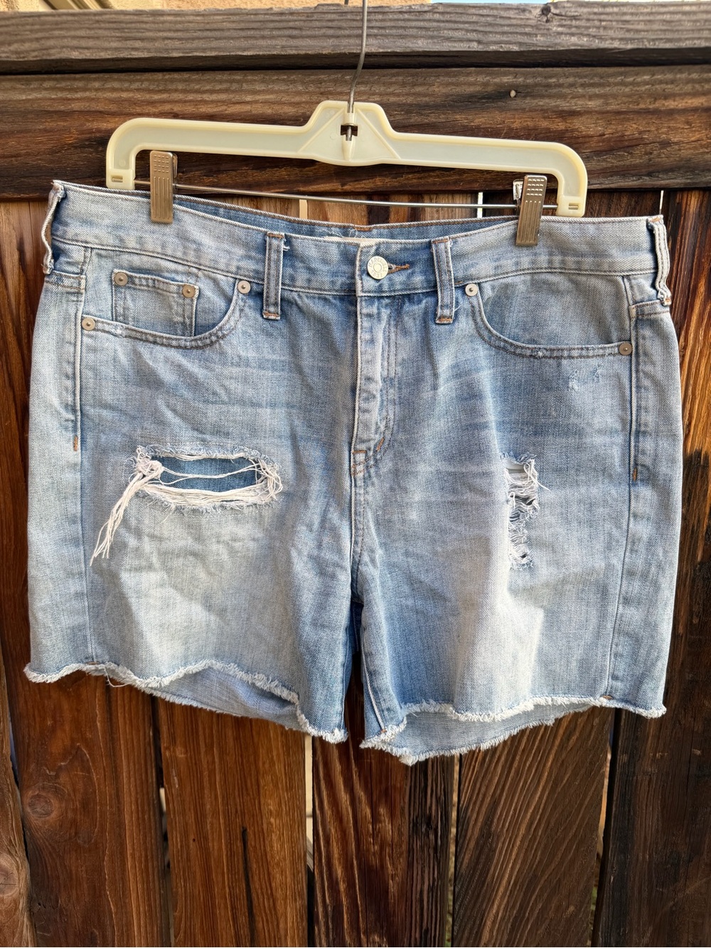 Madewell Distressed Raw Hem Denim Jean Shorts Size 32